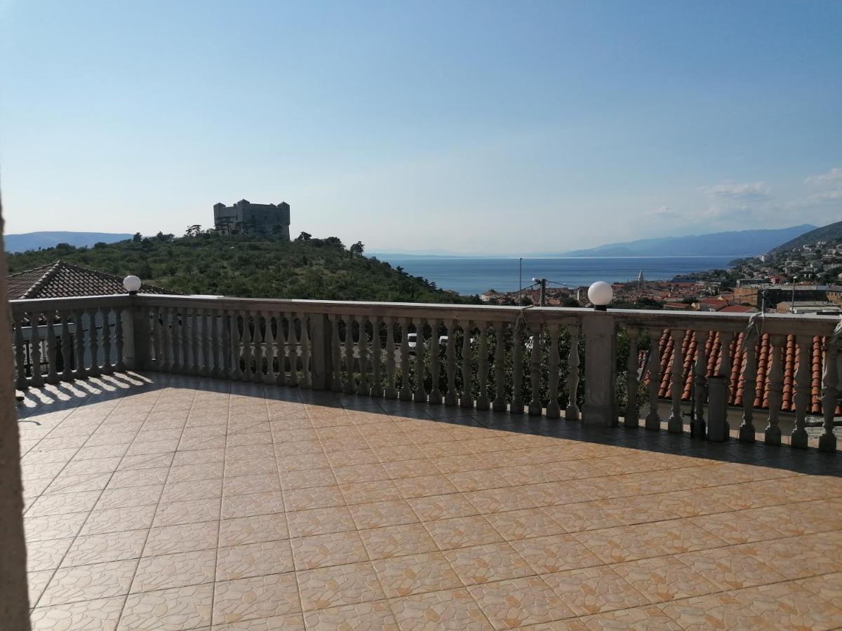 סנג' Apartmani Ivana Senj מראה חיצוני תמונה
