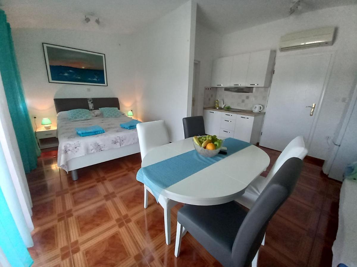סנג' Apartmani Ivana Senj חדר תמונה